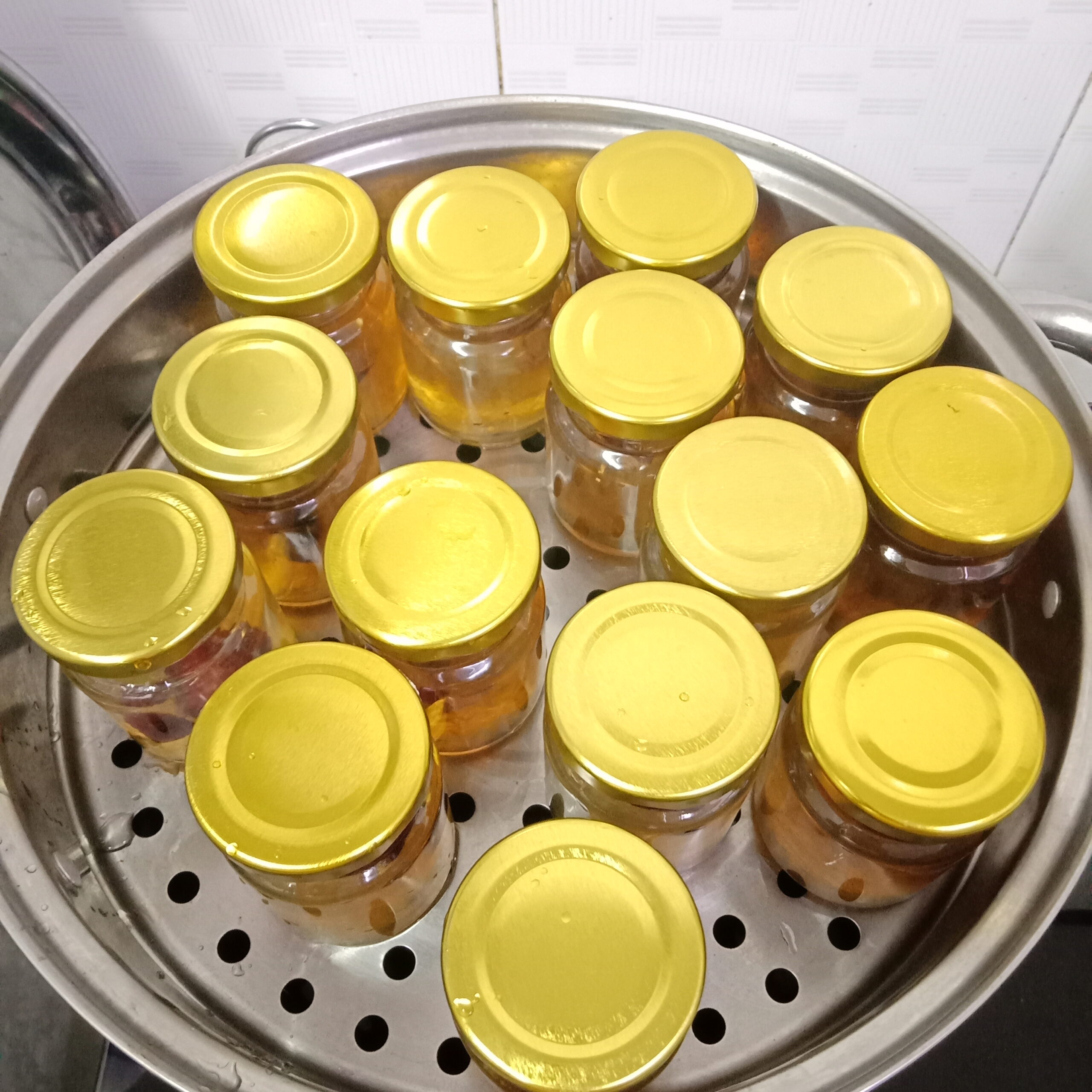 Yến sào chưng tươi Yến sào chưng tươi